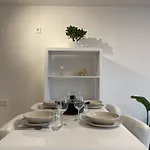 Luxurious And Stylish At Ber Airport Апартаменты Шёнефельд