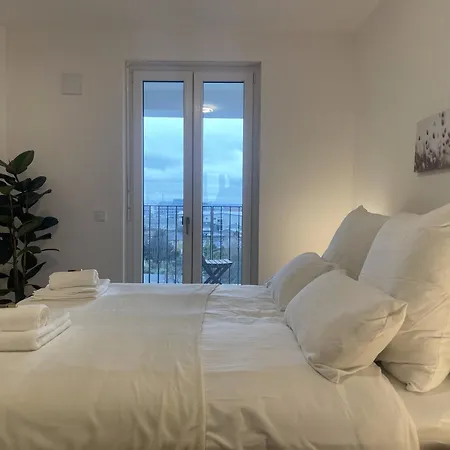 Luxurious And Stylish At Ber Airport Шёнефельд