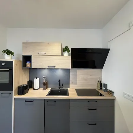 Luxurious And Stylish At Ber Airport * Шёнефельд