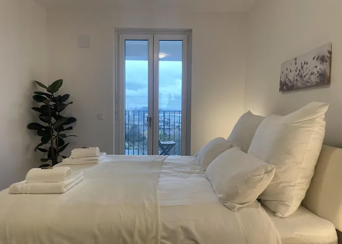 Luxurious And Stylish At Ber Airport شونيفيلد