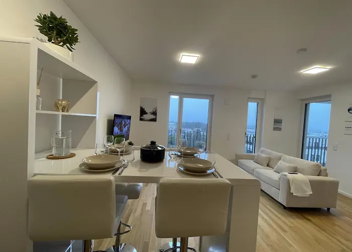 شقة Luxurious And Stylish At Ber Airport