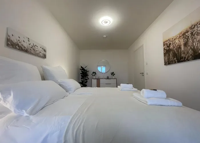 Luxurious And Stylish At Ber Airport شونيفيلد