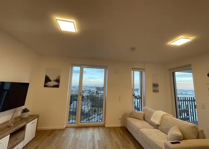 Luxurious And Stylish At Ber Airport * شونيفيلد